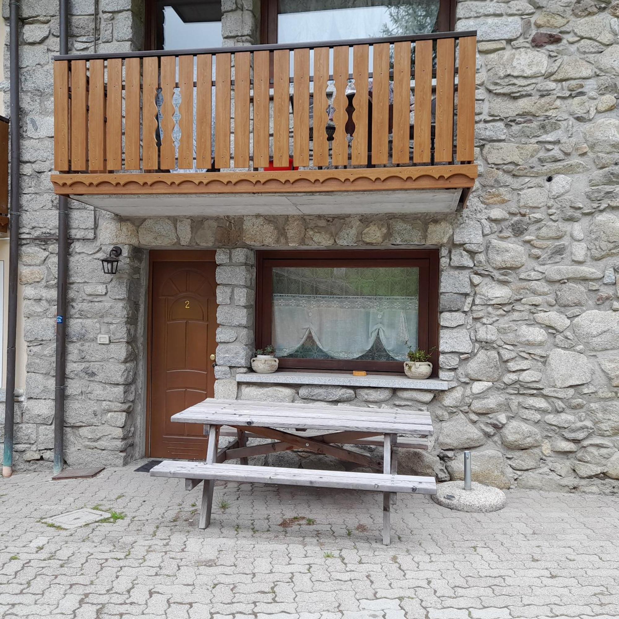 Soggiorno Vacanze Stella Alpina Temu Luaran gambar